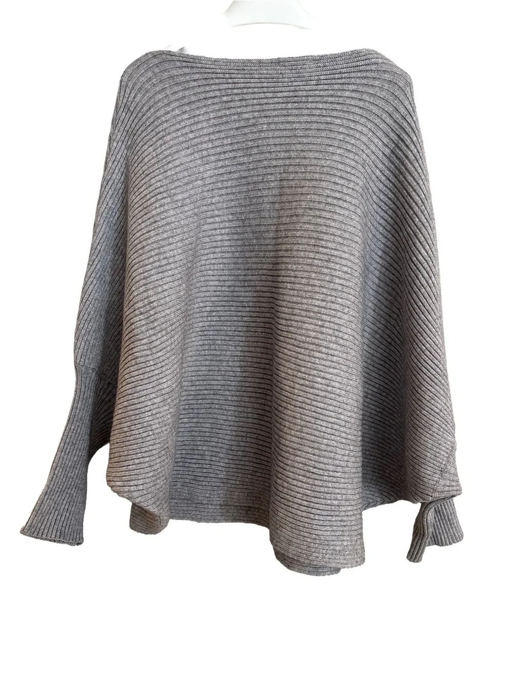 NWOT Chic Soul Women's Gray Ribbed Scoop Neck Bat Sleeve Sweater, Size 2XL